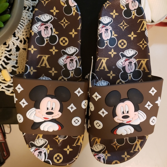 GENERIC Shoes - NWT Women's Mickey Mouse Slides